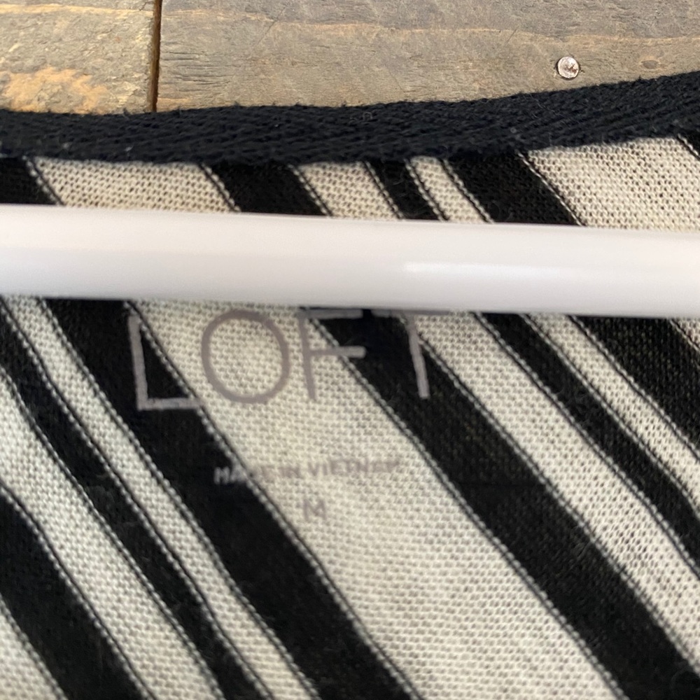 LOFT BLOUSE - Picture 3 of 4